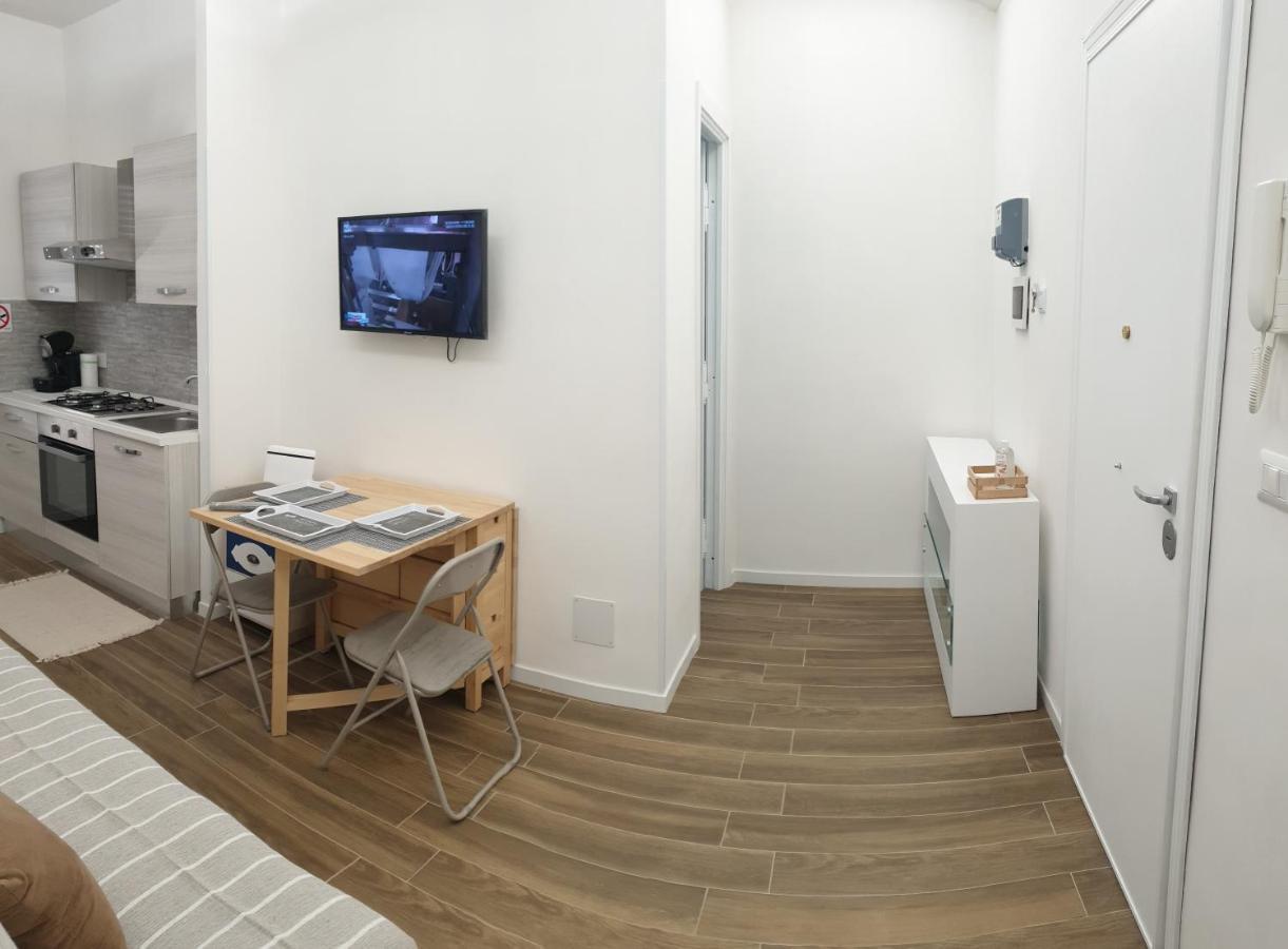 Appartamento Roma Casa Vacanza Sea House Rome 50 Metri Dal Mare Лидо-ди-Остия Экстерьер фото