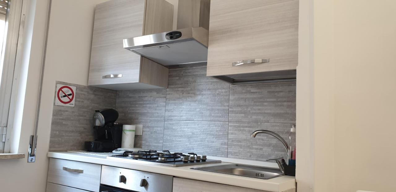 Appartamento Roma Casa Vacanza Sea House Rome 50 Metri Dal Mare Лидо-ди-Остия Экстерьер фото