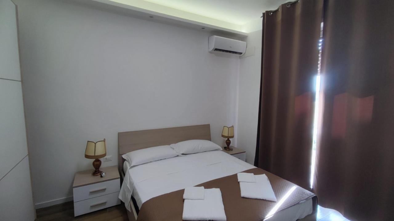 Appartamento Roma Casa Vacanza Sea House Rome 50 Metri Dal Mare Лидо-ди-Остия Экстерьер фото